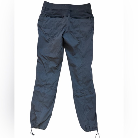 Athleta Trekkie Hiking Athletic Pant Outdoor Travel Zip Pockets Straight - Picture 3 of 10